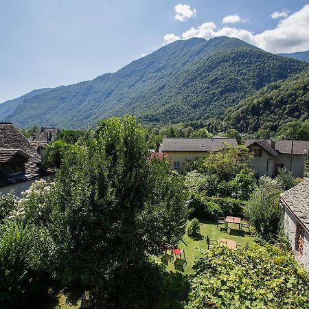 Hotel Garni Maggia Giumaglio Экстерьер фото