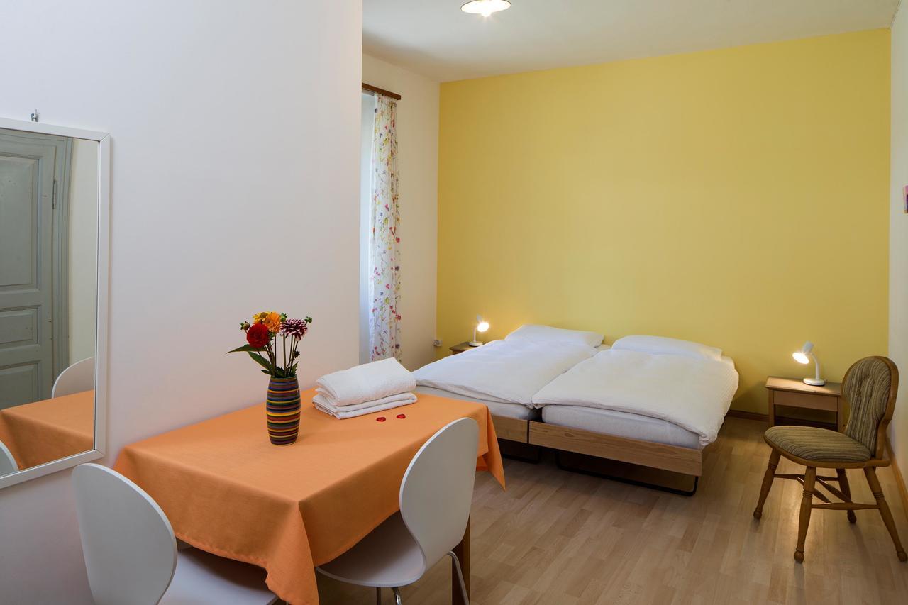 Hotel Garni Maggia Giumaglio Экстерьер фото