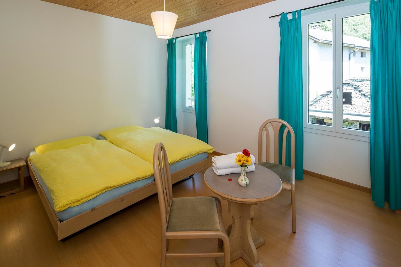 Hotel Garni Maggia Giumaglio Экстерьер фото
