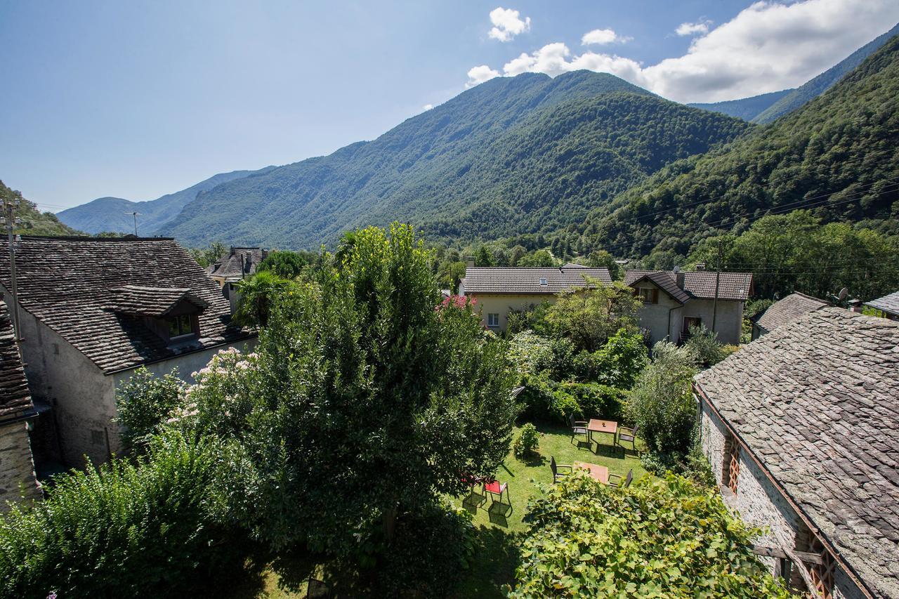 Hotel Garni Maggia Giumaglio Экстерьер фото