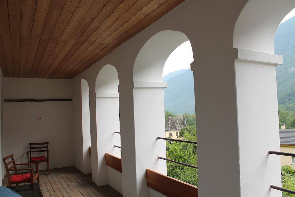 Hotel Garni Maggia Giumaglio Экстерьер фото